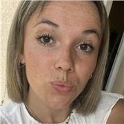 Aide aux devoirs ,plutôt dans des matières littéraires